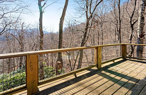 Seven Devils Other | Dog-Friendly Mountain-View Home with Grill, Fireplace, Pool Table, & Ping-Pong,