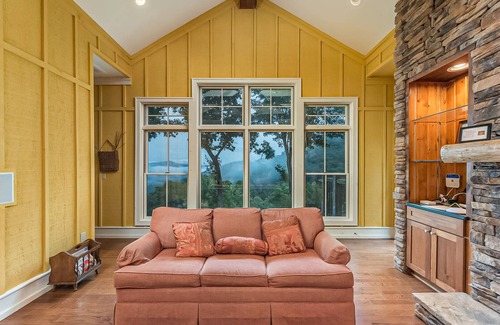 Mountain Air Condo | Dog-friendly mountain retreat with fireplace & stunning deck views - near trails