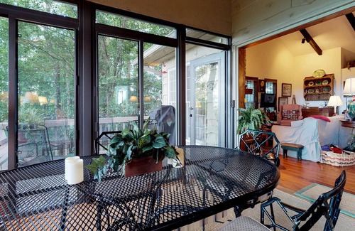 Walnut Mountain Cottage | Dog-friendly mountain cottage w/furnished decks, amazing views, free WiFi, pool