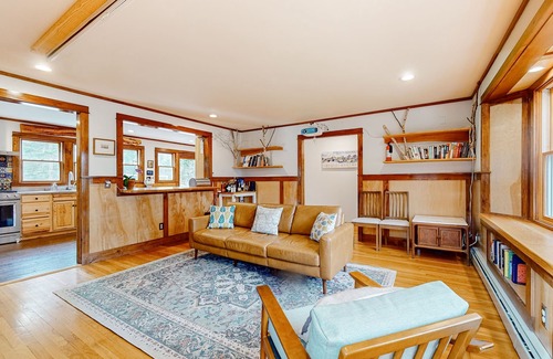 Easton House | Dog-friendly retreat near outdoor rec with wood stove, firepit, desk, & mtn view