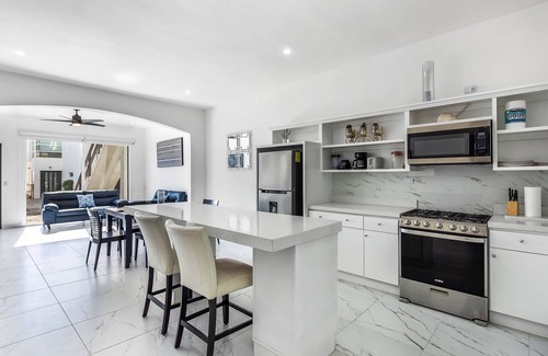 La Paloma House | Dog-friendly retreat with ocean-view rooftop deck, pool, hot tub, & kitchen