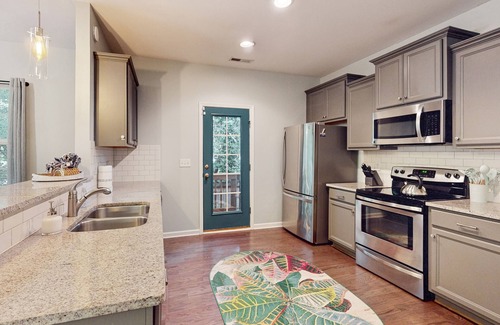 East Durham House | Dog-friendly retreat with a firepit, patio, washer/dryer, & AC