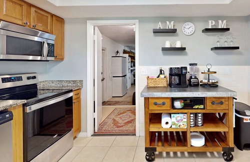 Oakland Hills House | Dog friendly Rotonda West Retreat with saltwater pool and golf cart