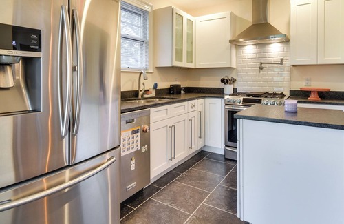 Historic Kenwood House | Dog-Friendly St Pete Rental w/ Hot Tub & Sauna!