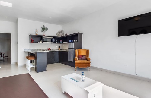 La Paloma House | Dog-friendly suite with beach views, outdoor pool, patio, kitchenette, & AC