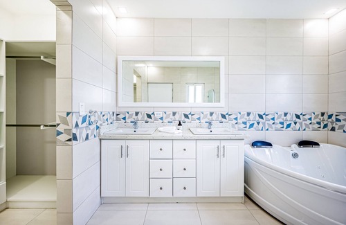 Villarreal Villa | Dog-friendly tropical villa with a pool, patio, balcony, & washer/dryer