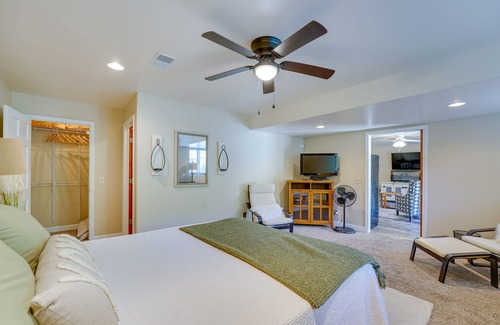 Twin Lake House | Dog-Friendly Twin Lake Rental 1 Mi to Lake Access