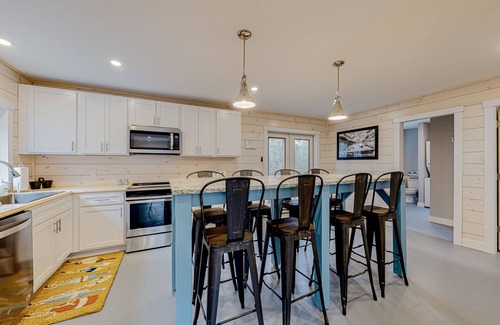 Tremont House | Dog-friendly, two-story home with screened-in patio & gas grill - near golf