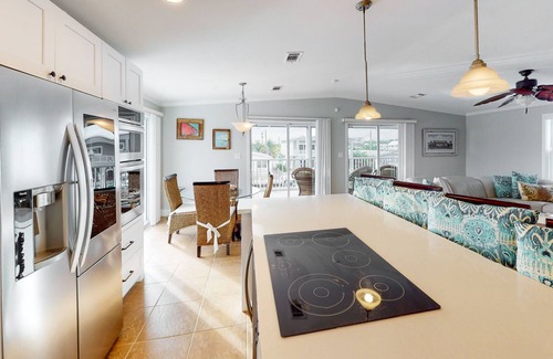 Sexton Cove Estates House | Dog-friendly, waterfront retreat with a pool, furnished deck, patio, dock, & AC