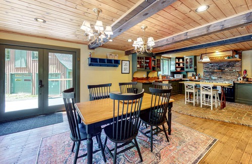 Camden Cabin | Dog-friendly, waterfront cabin with grill, deck, & W/D - snowbirds welcome