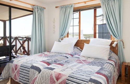 Hondeklip Bay Apartment | Dogstone Cottage