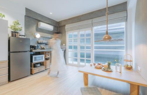 Patong Apartment | Dokdin's Family