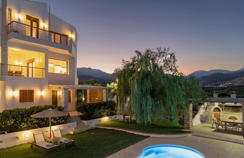 Makry Gialos Villa | Dolce Evita