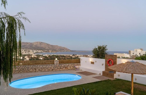 Makry Gialos Villa | Dolce Evita