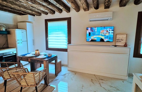 Cannaregio Apartment | Dolce Far Niente