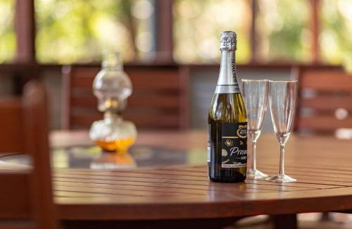 Smiths Lake House | DolceVita at Peppertree Cottage