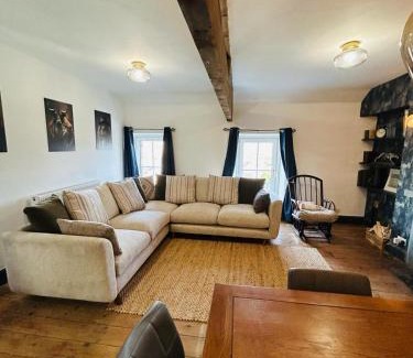 Dolgellau Apartment | Dolgellau Grand Heights Apt
