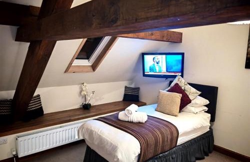 Tabor House | Dolgun Uchaf Historic B&B and Cottages in Snowdonia