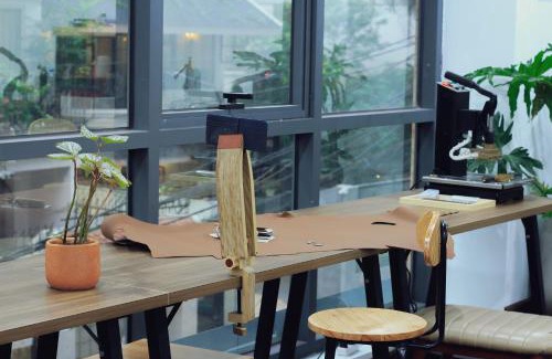 Nhat Tan House | Dolio Leather Workshop
