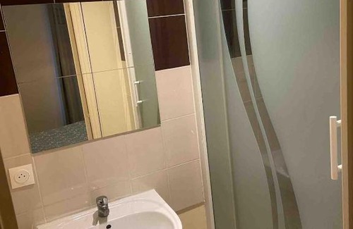 Le Blanc-Mesnil Apartment | Dolisie, charming 2 rooms 20 minutes from Paris