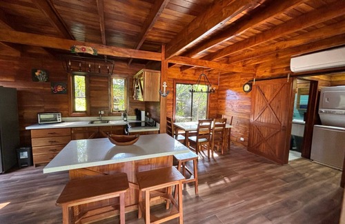 Barco Quebrado Cabin | Doll's House. Samara mats