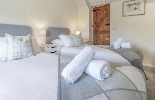 Llangennith House | Dollars Cottage - 4 Bedroom Cottage - Llangennith