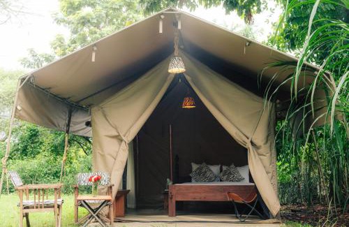 Arusha Other | Dolly Farm & River Camp, Luxury Tents