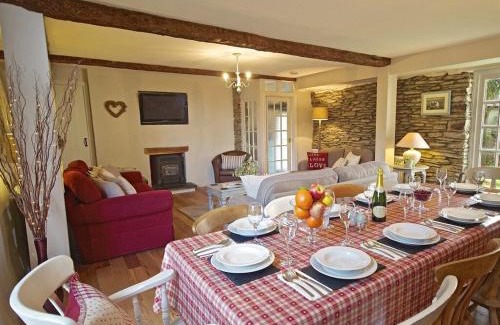 Hele House | Dolly's Barn at Higher Mullacott