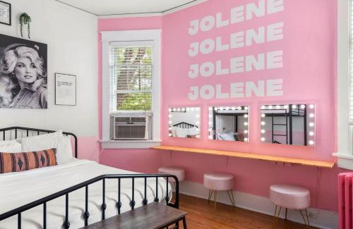 Hillsboro Village Apartment | Dolly's Music Row Oasis - Walkable Location