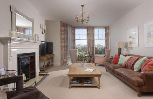 Fowey House | Dolly's Plaice, Fowey