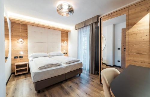 Canazei Apartment | Dolomiti Luxury Mountain View SKI-IN SKI-OUT