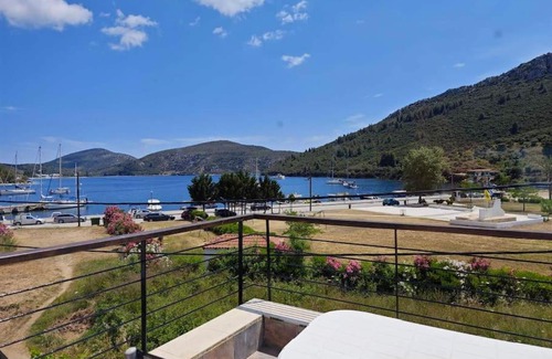 Porto Koufo Apartment | Dolores House