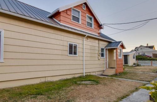 Rockaway Beach House | Dolphin 3