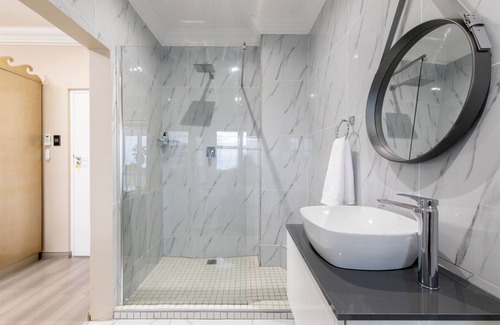 Summerstrand Hotel | Dolphin Bay Boutique Hotel and Spa