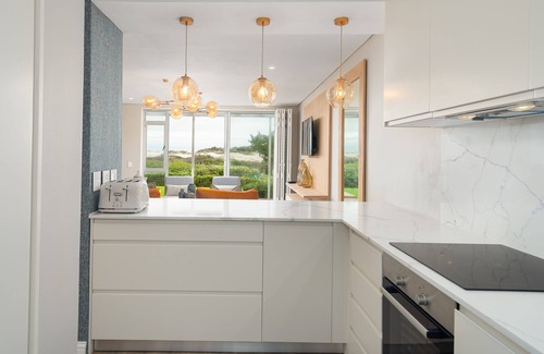 Bloubergstrand Apartment | Dolphin Beach E30