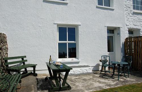 Tywyn House | Dolphin Beach House In Tywyn