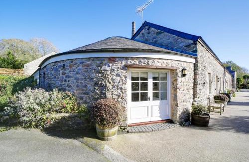 Charlestown House | Dolphin Cottage