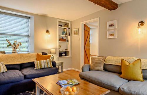 Wiveton House | Dolphin Cottage