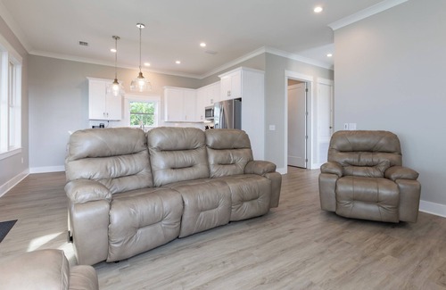 Gulf Shores House | Dolphin Dreams- OMG View! RV Pad W/Hookups! Kayaks! Pier! Event Friendly!