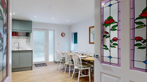 Penmaenmawr House | Dolphin House