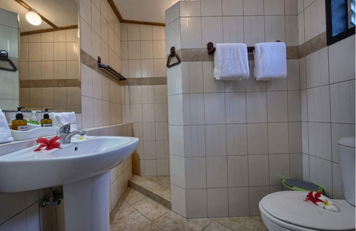 Moalboal Resort | Dolphin House