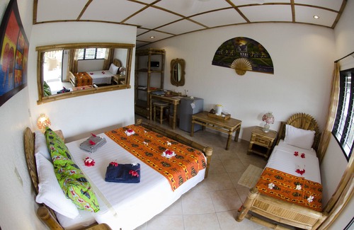 Moalboal Resort | Dolphin House