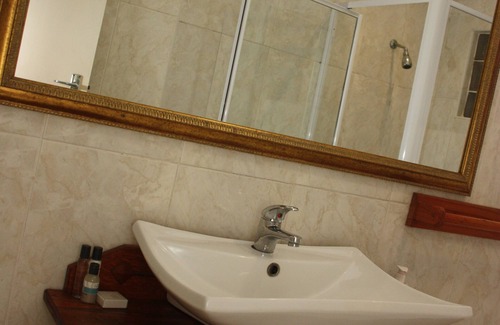 Athlone Bed & Breakfast | Dolphin Point