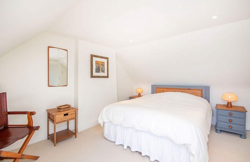 Fortrose Apartment | Dolphin spotting without having to leave the cottage