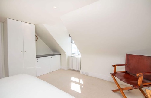 Fortrose Apartment | Dolphin spotting without having to leave the cottage