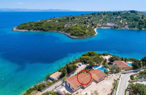 Katsimatika Villa | Dolphin Villa 2 Swimming Pool Walk to Beach Sea Views A C Wifi - 581