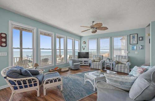 Harkers Island House | Dolphin Watch home