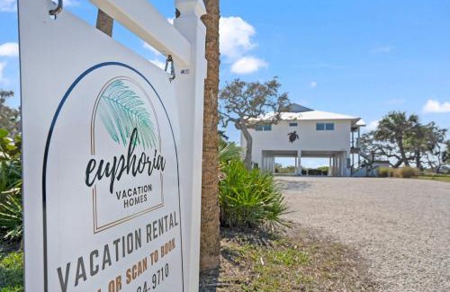 St. Augustine House | Dolphins and Dream Water Views Dock Your Boat