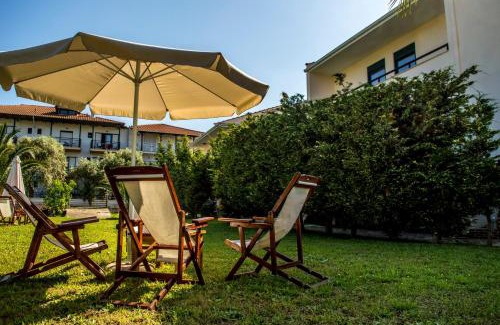 Thasos Town Apartment | Dolphins Apartments & Rooms