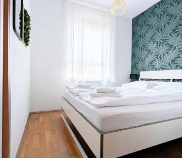 Novi Zagreb Apartment | DoMa-Lu apartment-near airport and highway- free parking